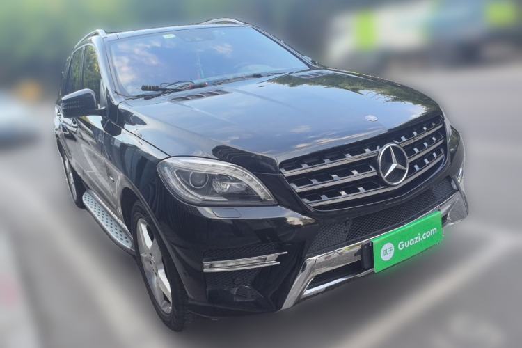 Used Mercedes-Benz M-Class 2012 ML 350 Luxury Edition Front Right 45 Deg