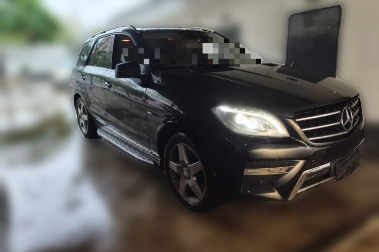 Used Mercedes-Benz M-Class 2012 ML 350 Luxury Edition Front Right 45 Deg