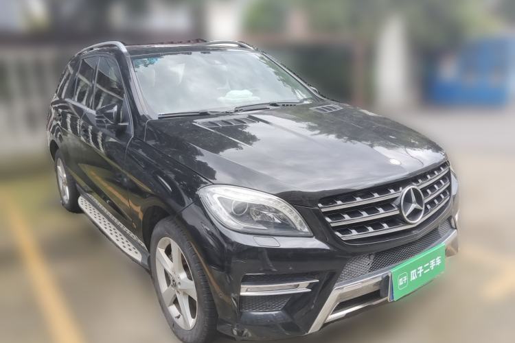 Used Mercedes-Benz M-Class 2012 ML 300 Front Right 45 Deg
