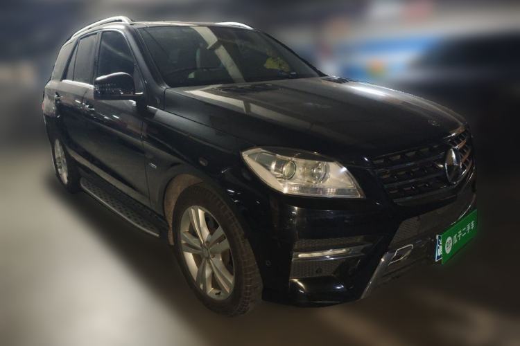 Used Mercedes-Benz M-Class 2012 ML 350 Sport Edition Front Right 45 Deg