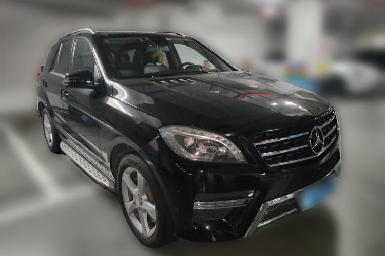 Used Mercedes-Benz M-Class 2012 ML 350 Sport Edition Front Right 45 Deg