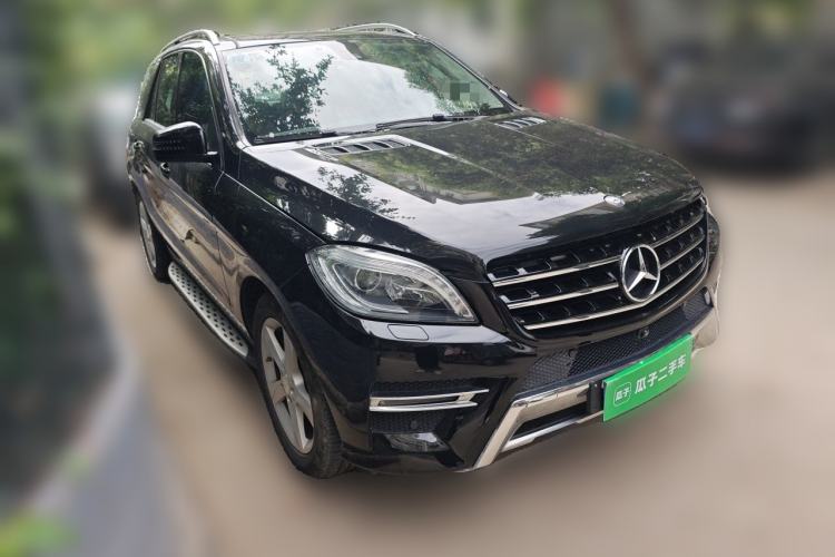 Used Mercedes-Benz M-Class 2012 ML 350 Sport Edition Front Right 45 Deg