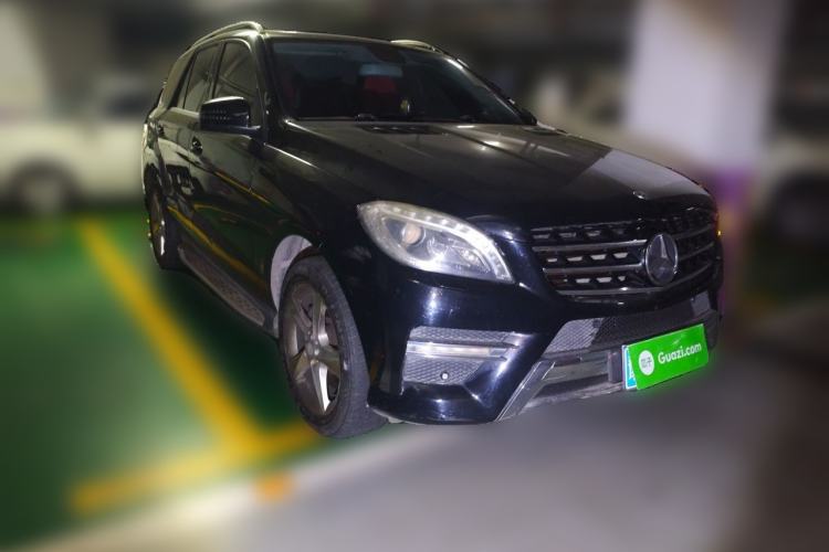 Used Mercedes-Benz M-Class 2012 ML 300 Front Right 45 Deg