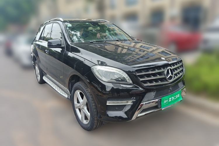 Used Mercedes-Benz M-Class 2012 ML 350 Sport Edition Front Right 45 Deg