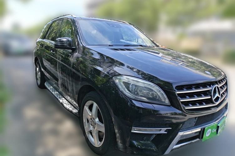 Used Mercedes-Benz M-Class 2012 ML 350 Sport Edition Front Right 45 Deg