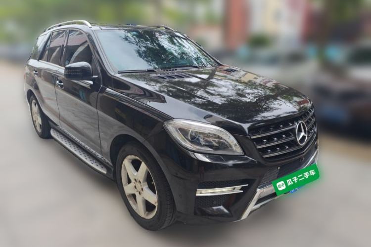 Used Mercedes-Benz M-Class 2012 ML 350 Sport Edition Front Right 45 Deg