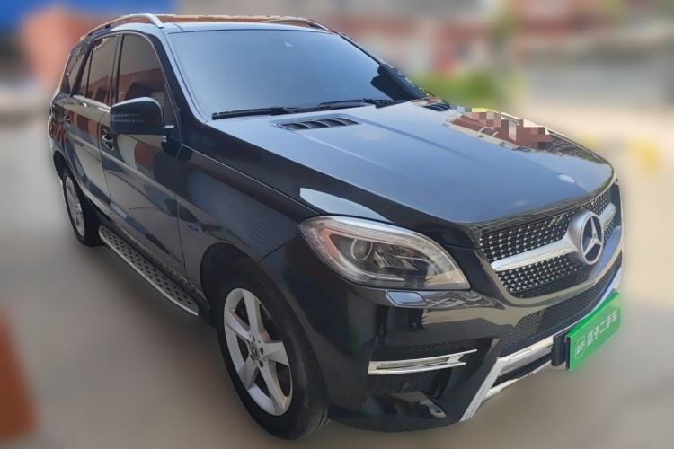Used Mercedes-Benz M-Class 2012 ML 350 Sport Edition Front Right 45 Deg