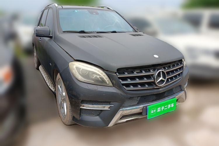 Used Mercedes-Benz M-Class 2012 ML 350 Luxury Edition Front Right 45 Deg