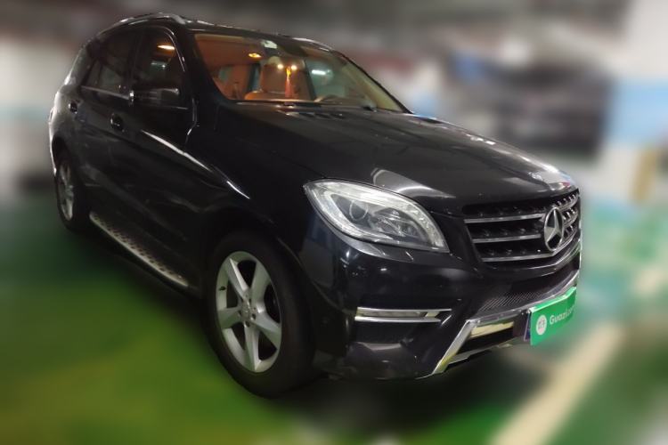 Used Mercedes-Benz M-Class 2012 ML 300 Front Right 45 Deg