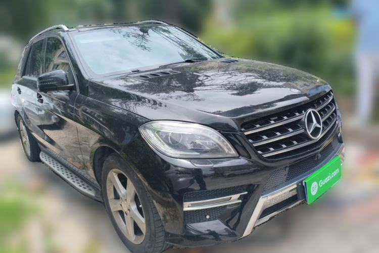 Used Mercedes-Benz M-Class 2012 ML 350 Sport Edition Front Right 45 Deg