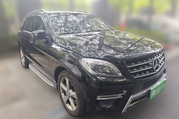 Used Mercedes-Benz M-Class 2012 ML 350 Sport Edition Front Right 45 Deg