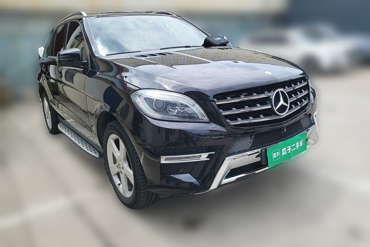 Used Mercedes-Benz M-Class 2012 ML 350 Sport Edition Front Right 45 Deg