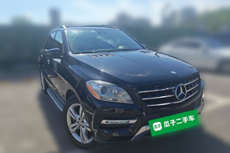 Used Mercedes-Benz M-Class 2012 ML 350 Luxury Edition Front Right 45 Deg