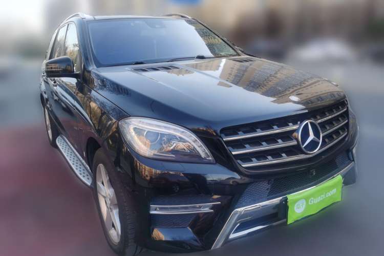 Used Mercedes-Benz M-Class 2012 ML 350 Sport Edition Front Right 45 Deg