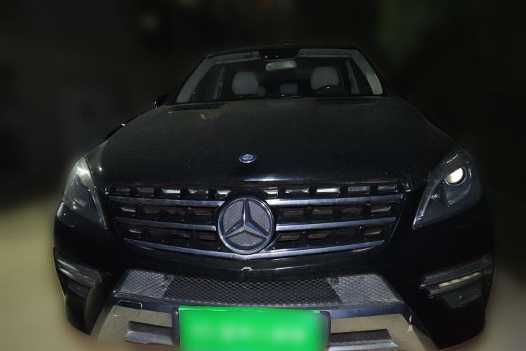 Used Mercedes-Benz M-Class 2012 ML 350 Luxury Edition Front