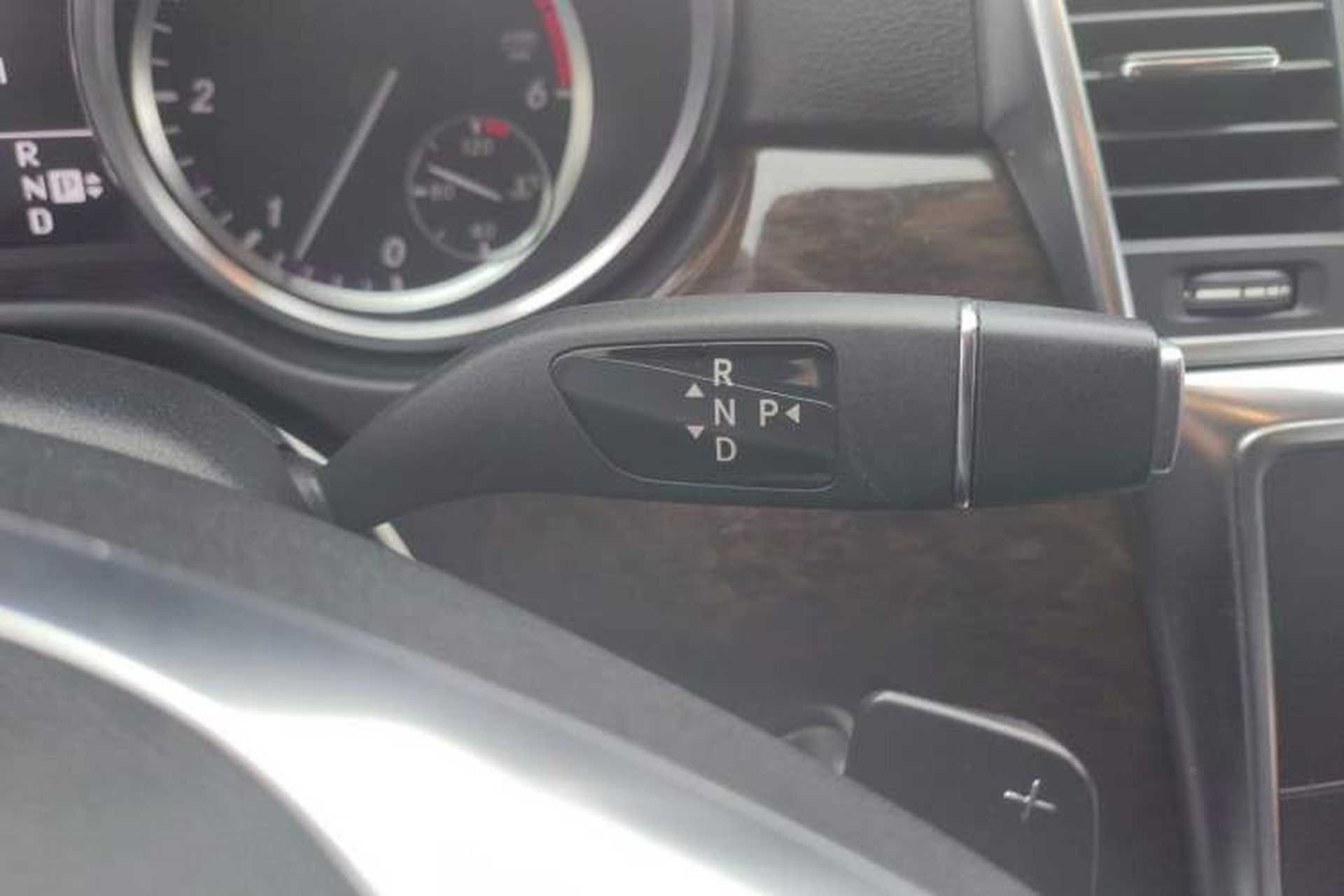 Used Mercedes-Benz M-Class  Gear Lever