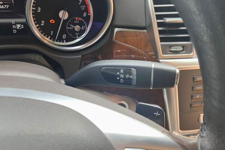 Used Mercedes-Benz M-Class  Gear Lever