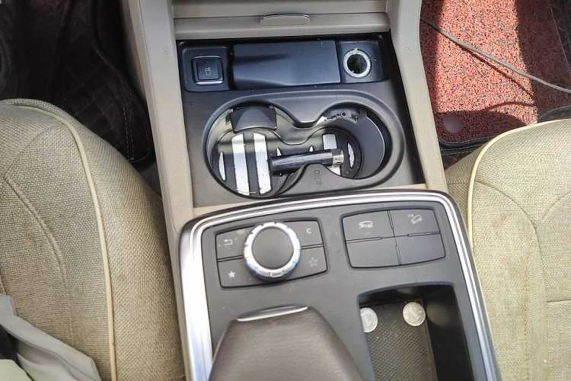Used Mercedes-Benz M-Class 2012 ML 300 Gear Lever