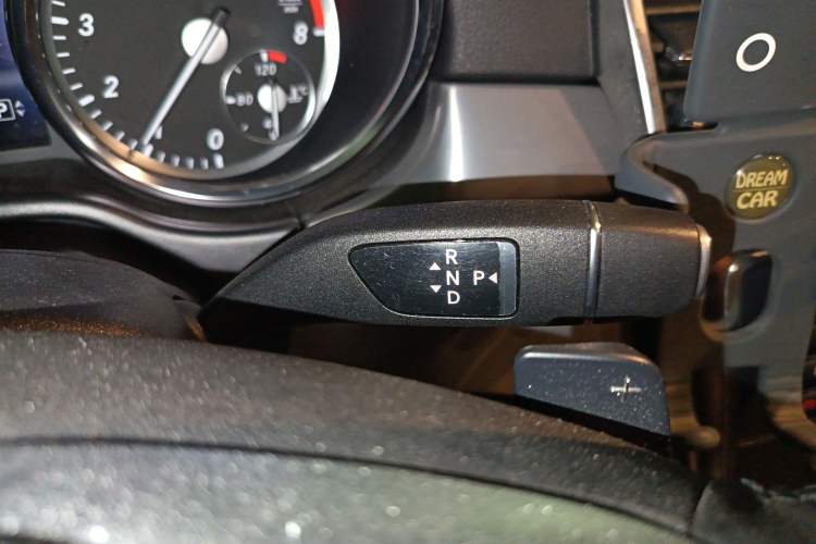 Used Mercedes-Benz M-Class 2012 ML 300 Gear Lever