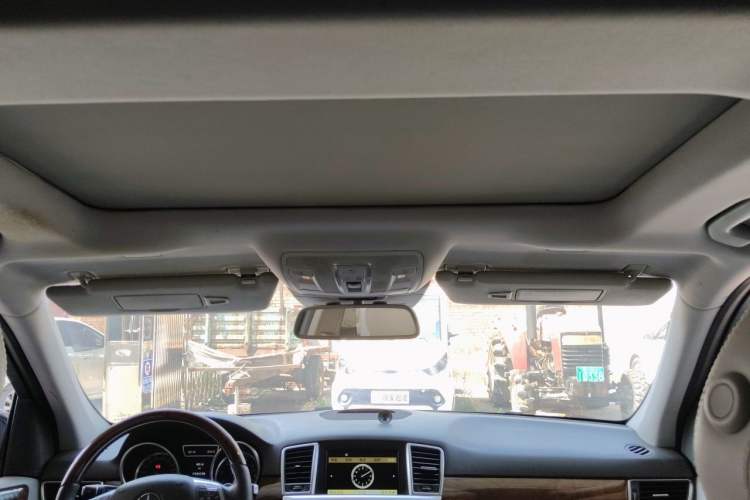 Used Mercedes-Benz M-Class 2012 ML 350 Luxury Edition Headliner