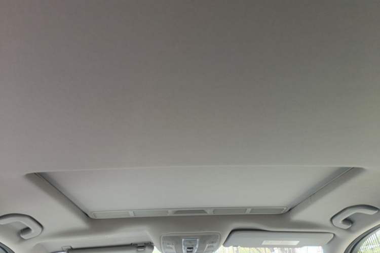 Used Mercedes-Benz M-Class 2012 ML 300 Headliner