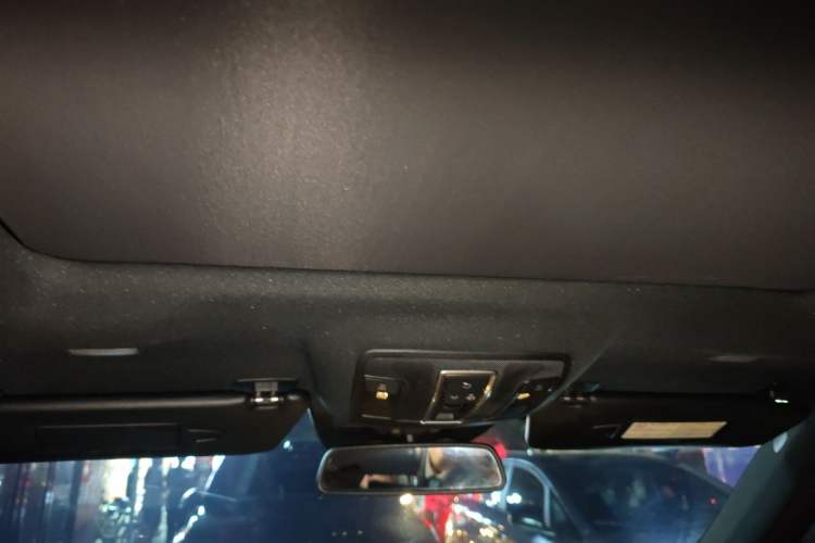 Used Mercedes-Benz M-Class 2012 ML 350 Luxury Edition Headliner