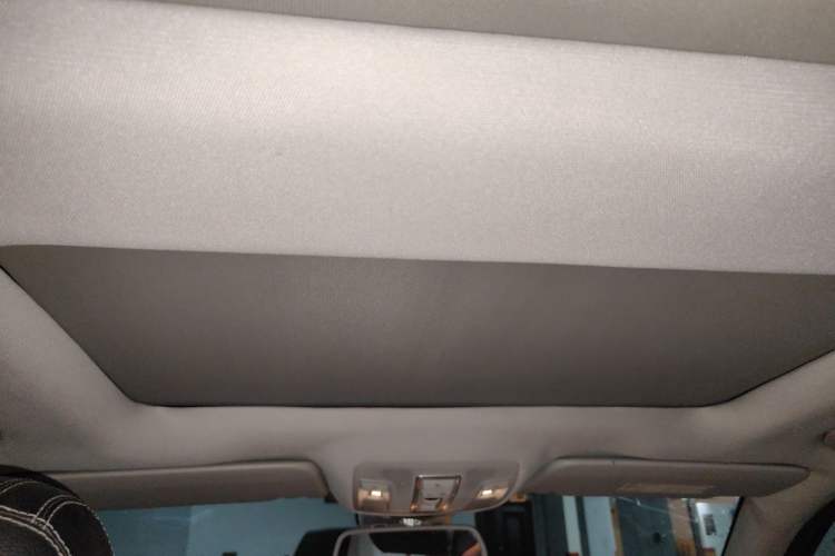 Used Mercedes-Benz M-Class 2012 ML 350 Sport Edition Headliner