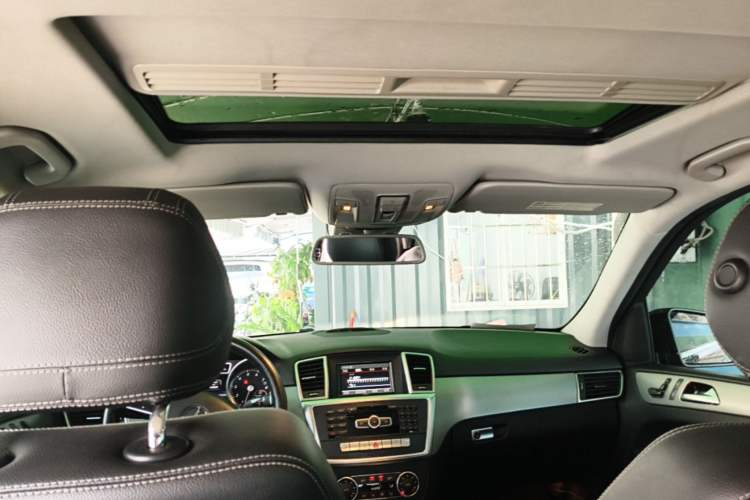 Used Mercedes-Benz M-Class 2012 ML 300 Headliner