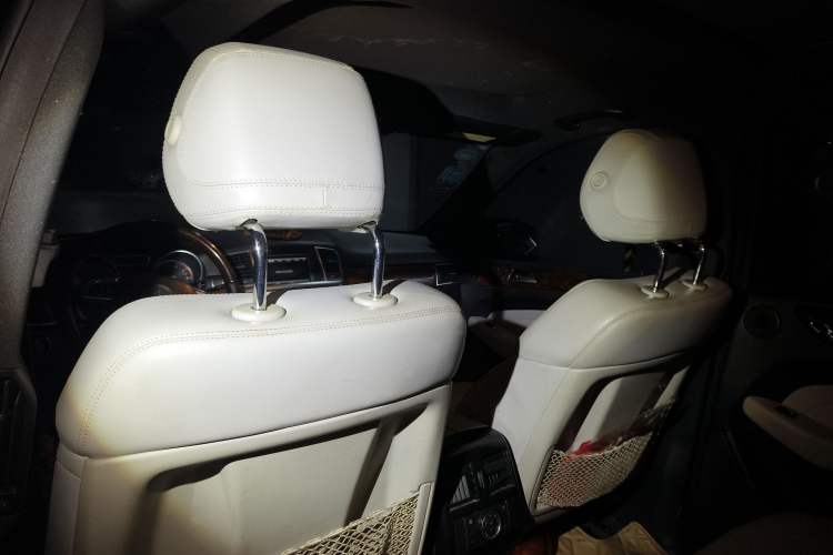 Used Mercedes-Benz M-Class 2012 ML 350 Luxury Edition Headliner
