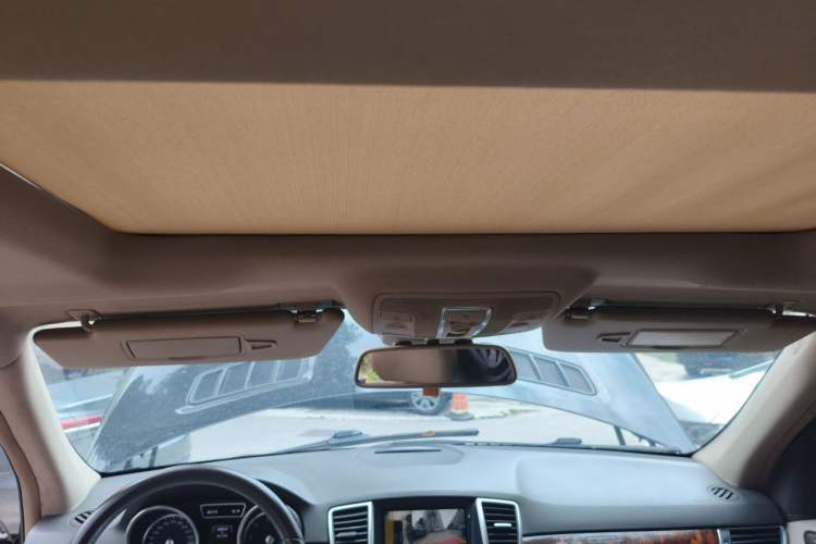 Used Mercedes-Benz M-Class 2012 ML 350 Sport Edition Headliner