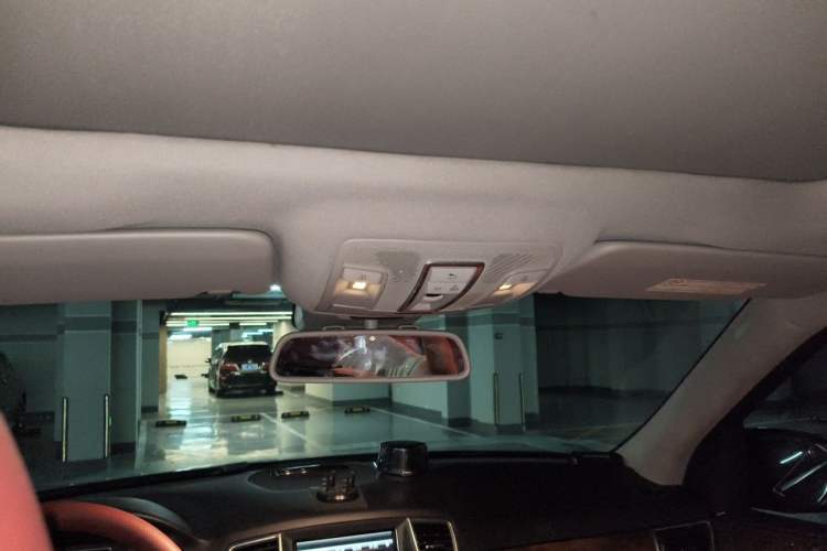 Used Mercedes-Benz M-Class 2012 ML 350 Sport Edition Headliner