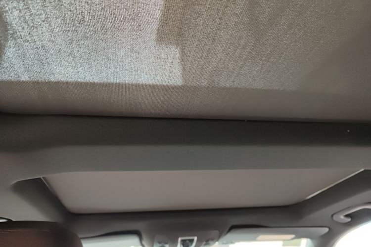 Used Mercedes-Benz M-Class 2012 ML 350 Luxury Edition Headliner