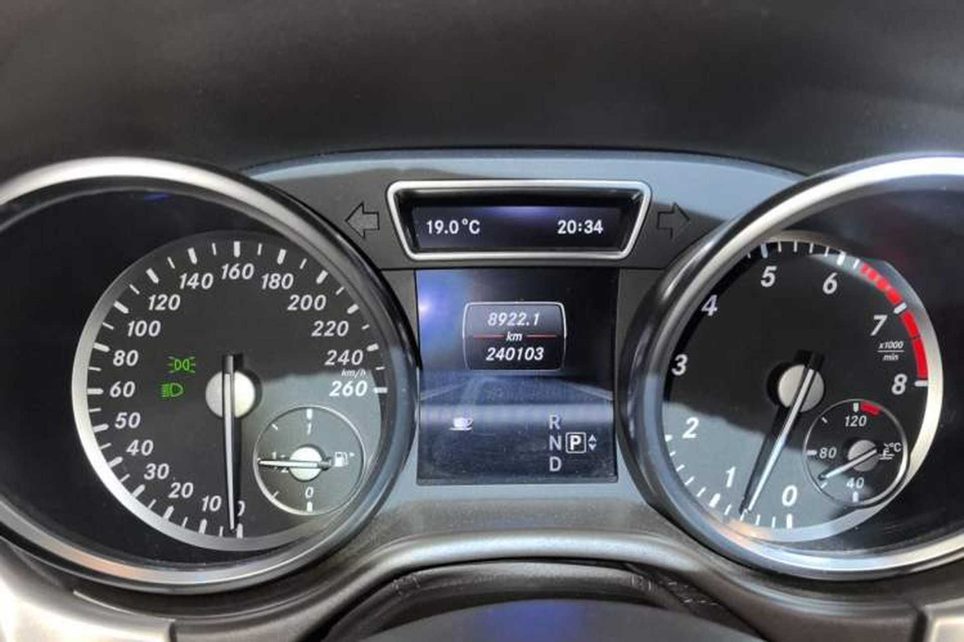 Used Mercedes-Benz M-Class 2012 ML 300 Instrument Cluster
