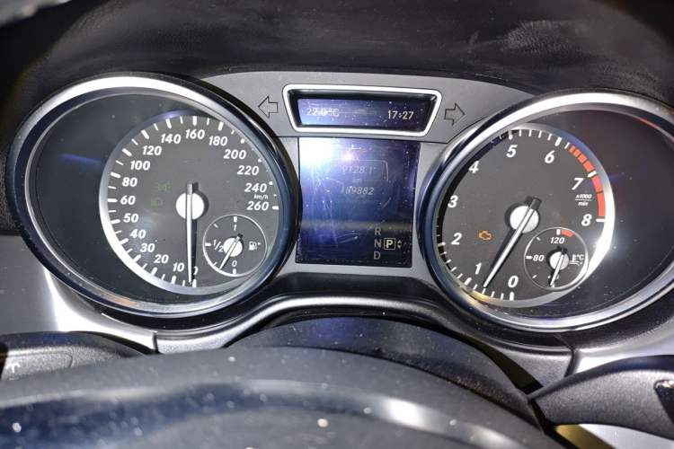 Used Mercedes-Benz M-Class 2012 ML 300 Instrument Cluster