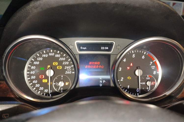 Used Mercedes-Benz M-Class 2012 ML 350 Luxury Edition Instrument Cluster
