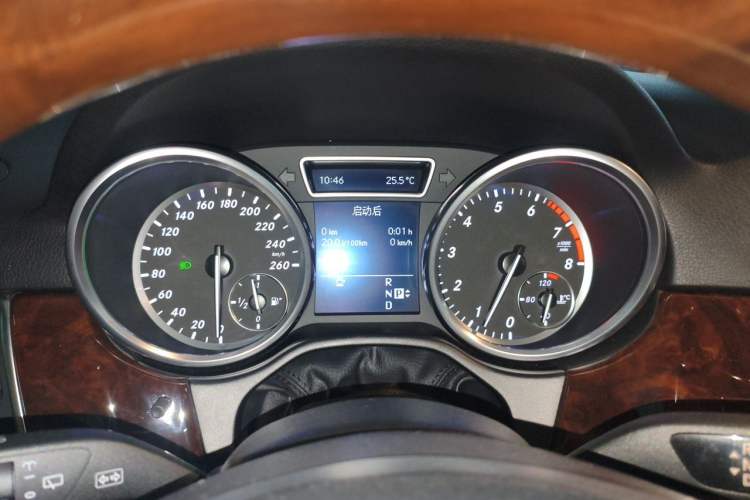 Used Mercedes-Benz M-Class 2012 ML 350 Luxury Edition Instrument Cluster