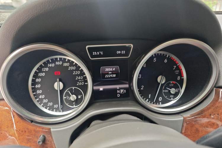 Used Mercedes-Benz M-Class 2012 ML 350 Sport Edition Instrument Cluster