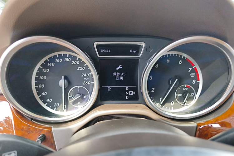Used Mercedes-Benz M-Class 2012 ML 350 Sport Edition Instrument Cluster