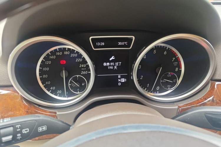 Used Mercedes-Benz M-Class 2012 ML 350 Luxury Edition Instrument Cluster