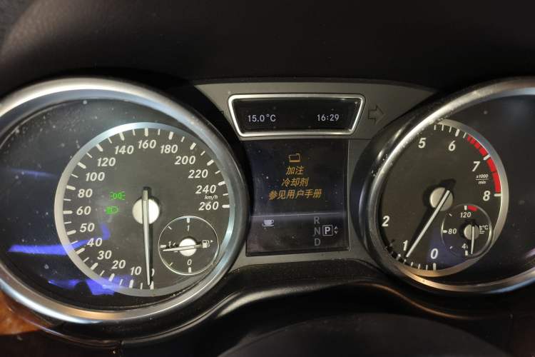 Used Mercedes-Benz M-Class 2012 ML 350 Luxury Edition Instrument Cluster