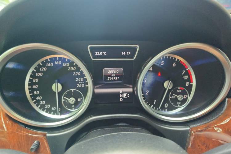 Used Mercedes-Benz M-Class 2012 ML 350 Sport Edition Instrument Cluster