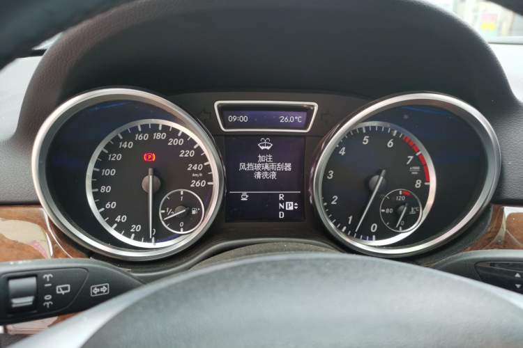 Used Mercedes-Benz M-Class 2012 ML 350 Sport Edition Instrument Cluster
