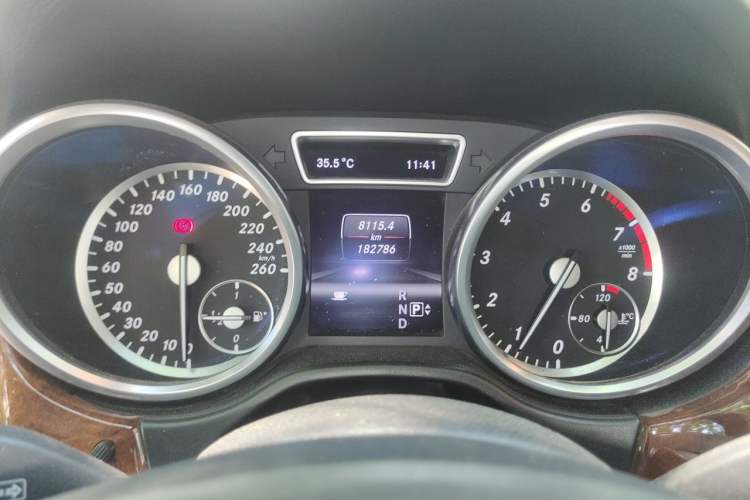 Used Mercedes-Benz M-Class 2012 ML 350 Luxury Edition Instrument Cluster