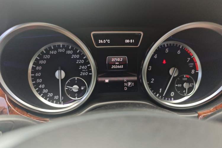 Used Mercedes-Benz M-Class 2012 ML 350 Sport Edition Instrument Cluster