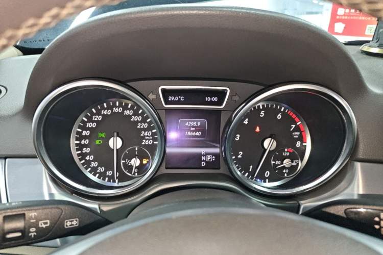 Used Mercedes-Benz M-Class 2012 ML 300 Instrument Cluster