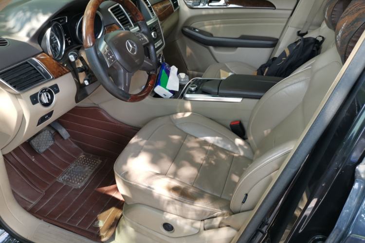 Used Mercedes-Benz M-Class 2012 ML 350 Luxury Edition Left Front Seat