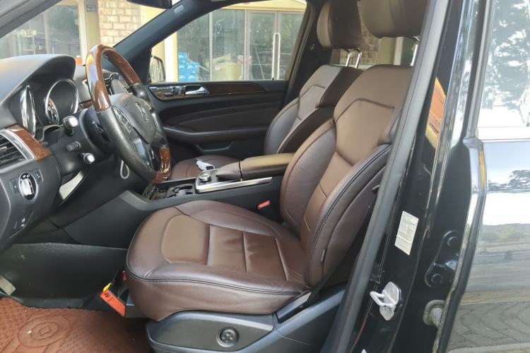 Used Mercedes-Benz M-Class 2012 ML 350 Luxury Edition Left Front Seat