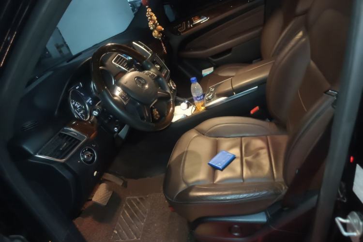 Used Mercedes-Benz M-Class 2012 ML 350 Luxury Edition Left Front Seat