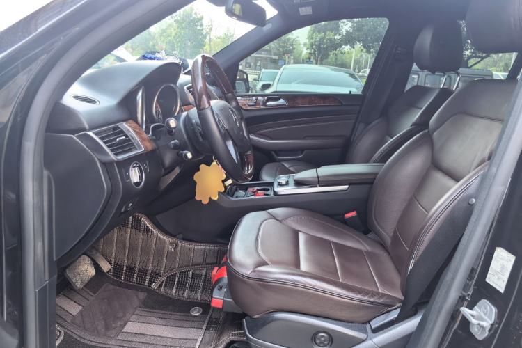 Used Mercedes-Benz M-Class 2012 ML 350 Luxury Edition Left Front Seat