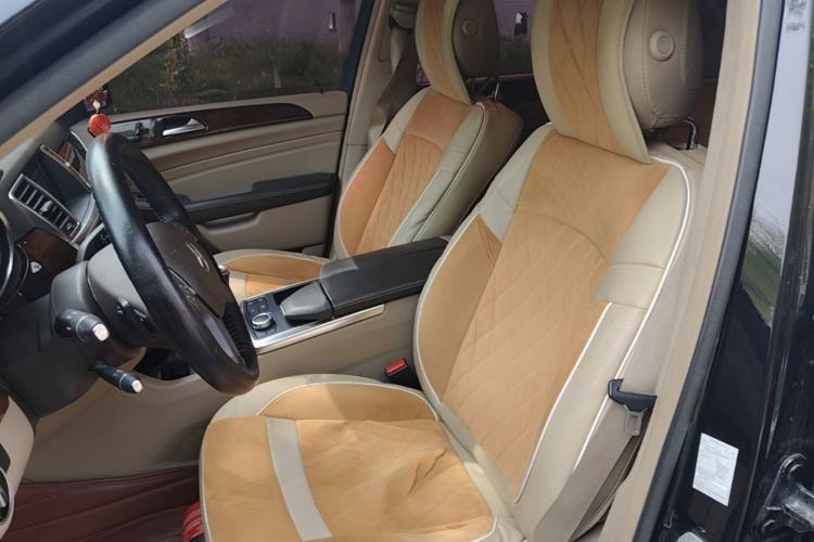 Used Mercedes-Benz M-Class  Left Front Seat